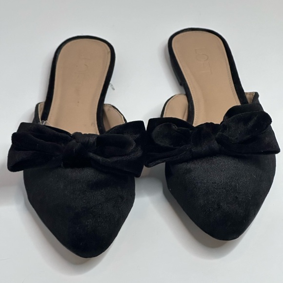 LOFT BLACK VELVET w/BOW Pointed TOE Comfy MULES Size 9M EUC - Picture 6 of 10